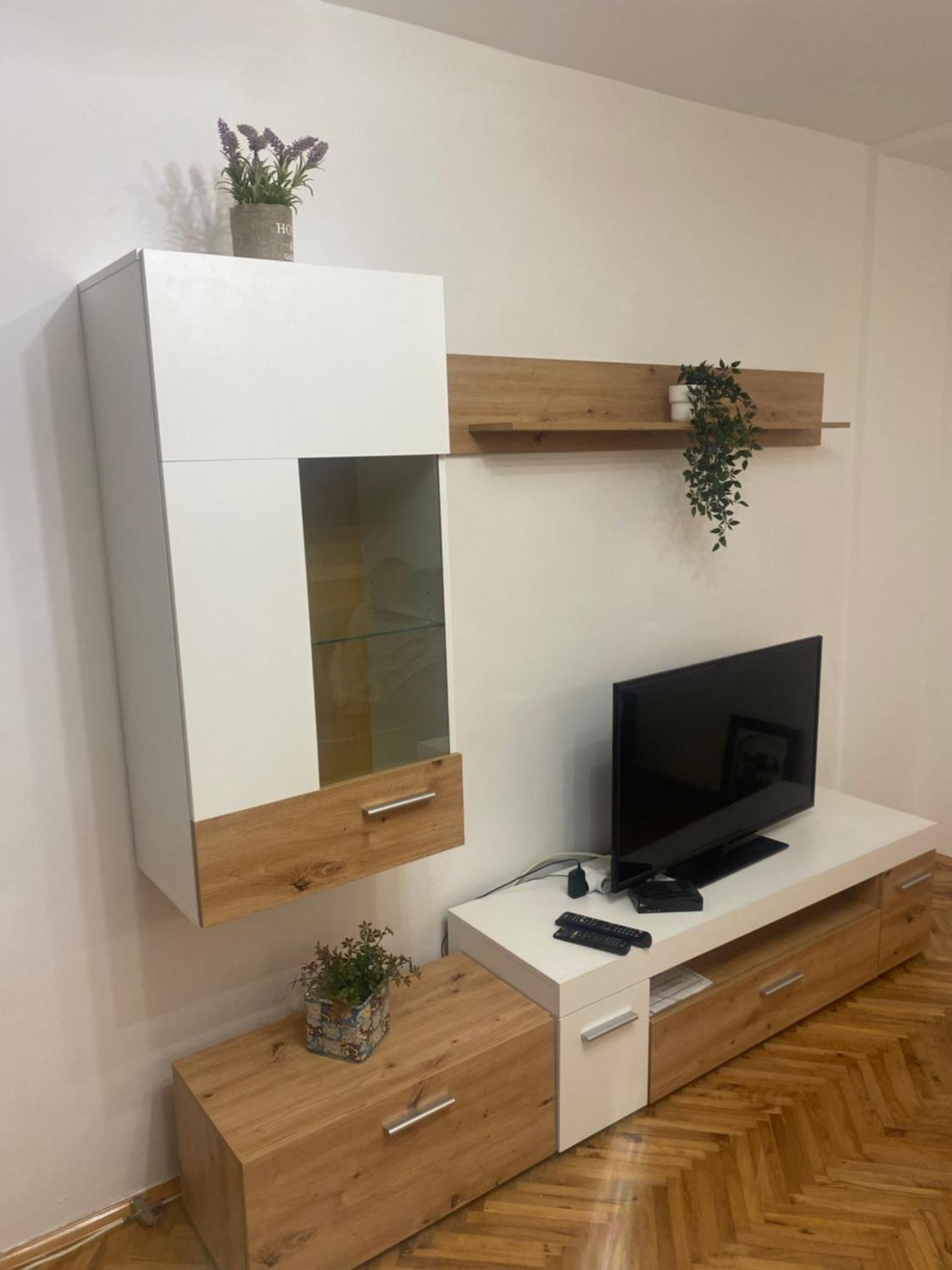 Garden Apartmani 3 ベオグラード エクステリア 写真